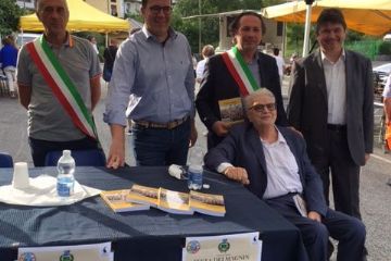 Presentazione del libro "Un lungo viaggio - I paesi, le valli, il partito, la gente", scritto dal presidente onorario di Uncem Piemonte, Lido Riba.
