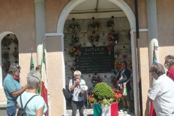 Commemorazione dei caduti, omaggio a Maria Riva e Titala